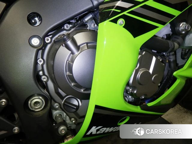 Engine photo