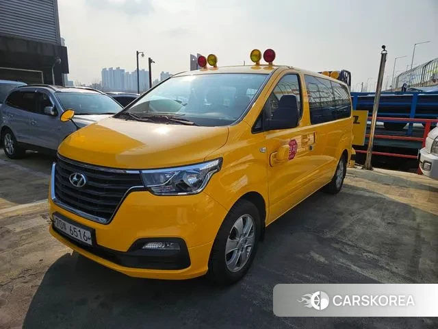 Hyundai The New Grand Starex 2020 Желтый из Кореи