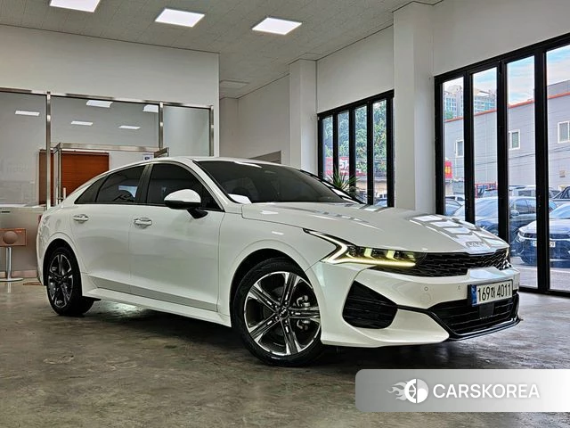 Kia K5 3rd generation 2021 Белый из Кореи