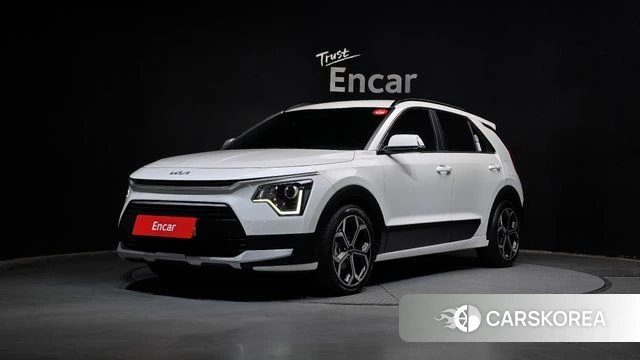 Kia Di Ol Nu Niro 2022 Белый из Кореи