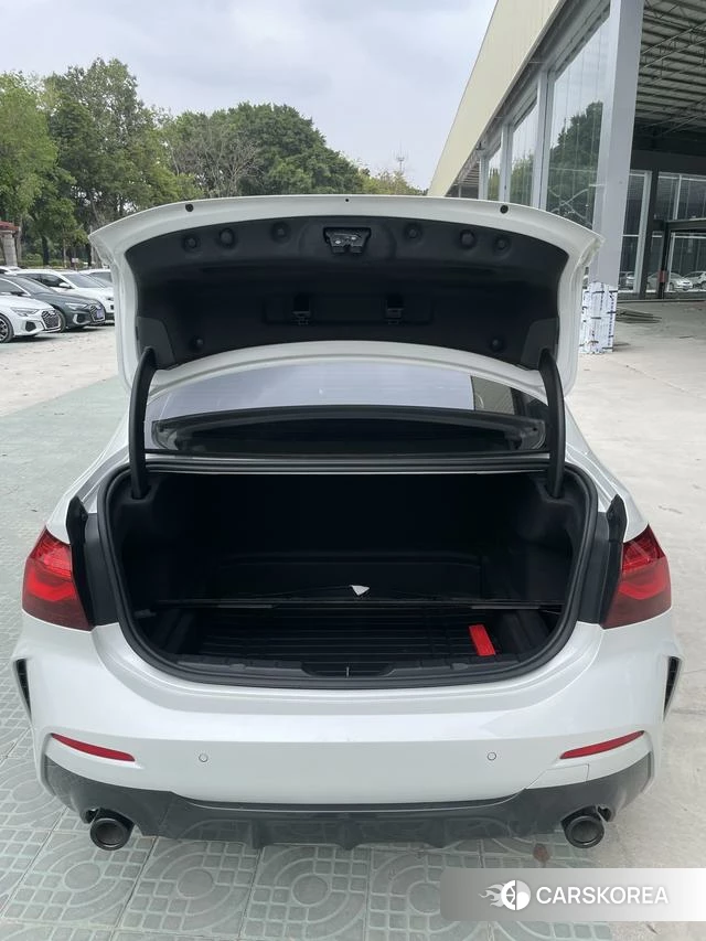 BMW 1 series 2023 Белый из Китая