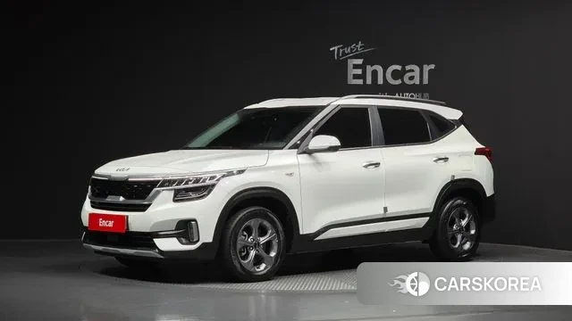 Kia Seltos 2022 Белый из Кореи