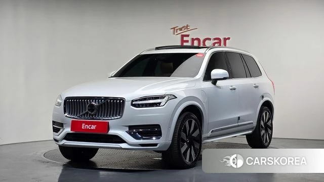 Volvo XC90 second Generation 2024 Белый из Кореи