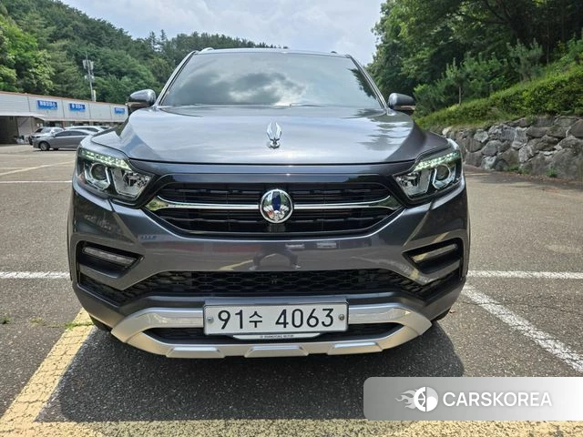 Ssangyong Rexton Sports 2020 Серый из Кореи