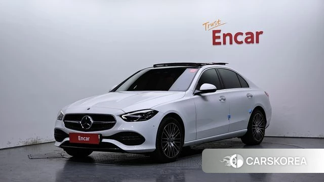 Mercedes-Benz C-Class W206 2022 Белый из Кореи