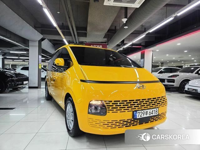 Hyundai Staria 2022 Желтый из Кореи