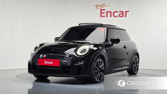 Mini Cooper S 2022 Черный из Кореи