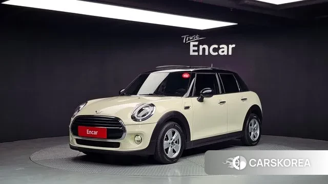 Mini Cooper D 2019 Жемчужный цвет из Кореи