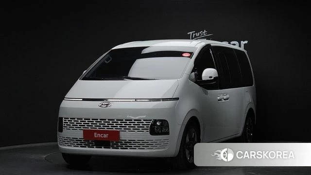 Hyundai Staria 2021 Белый из Кореи
