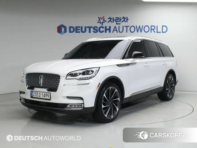 Lincoln Aviator 2nd generation 2022 Белый из Кореи