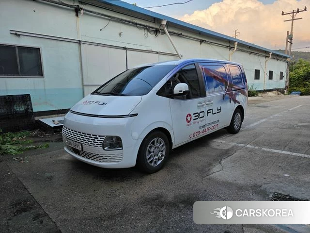 Hyundai Staria 2021 Белый из Кореи