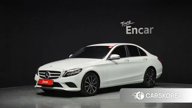 Mercedes-Benz C-Class W205 2019 Белый из Кореи