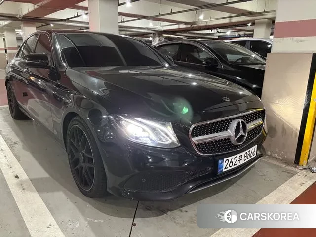 Mercedes-Benz E-Class W213 2018 Черный из Кореи