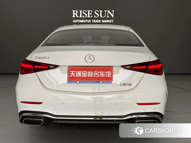 Mercedes-Benz Class C 2023 Белый из Китая