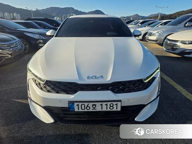 Kia K5 3rd generation 2023 Белый из Кореи