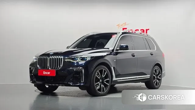 BMW X7 (G07) 2021 Черный из Кореи