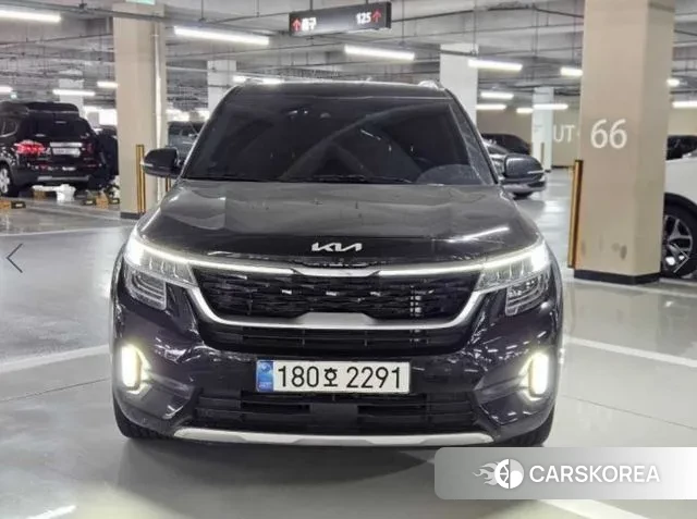 Kia Seltos 2022 Черный из Кореи