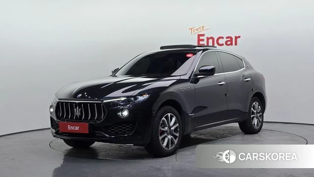 Maserati Levante 2018 Черный из Кореи