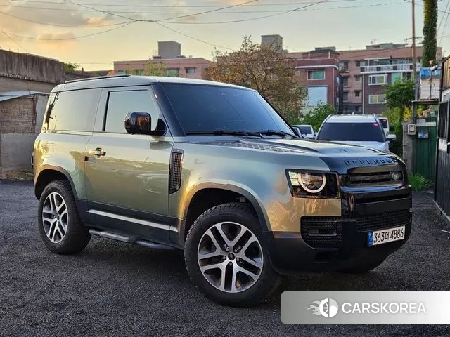 Land Rover Defender (L663) 2021 Светло-зеленый из Кореи