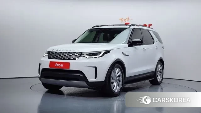 Land Rover Discovery 5 2024 Белый из Кореи
