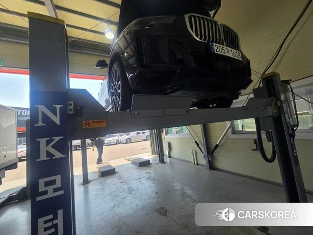 BMW X5 (G05) 2023 Черный из Кореи
