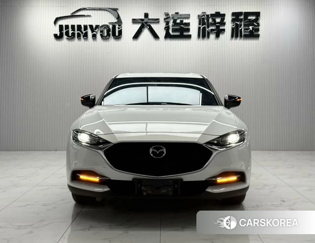 Mazda CX-4 2023 Белый из Китая