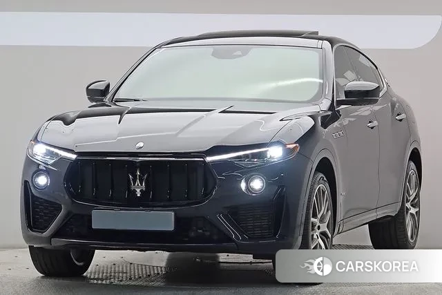Maserati Levante 2020 Серый из Кореи