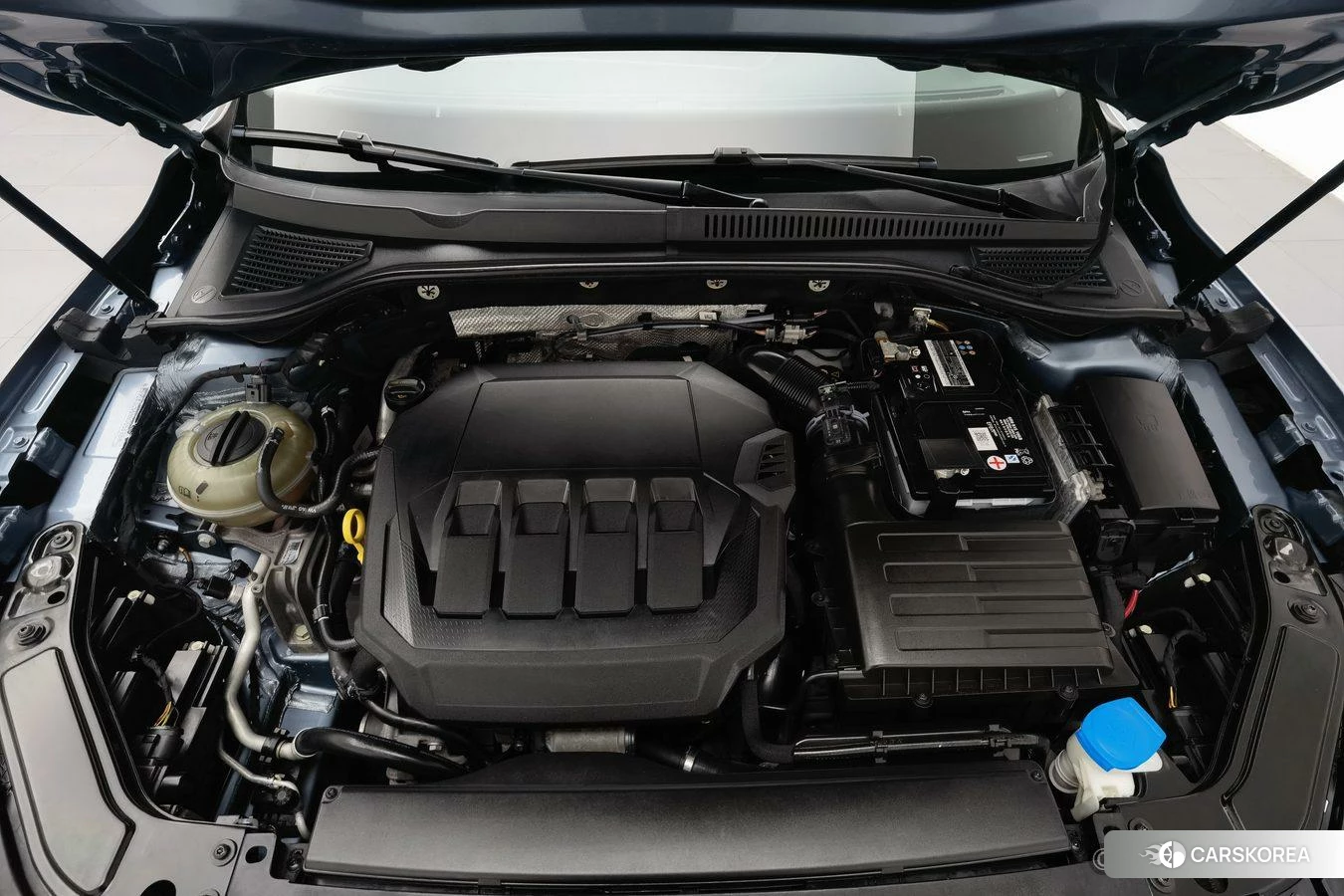 Volkswagen Passat 2021 Синий из Китая