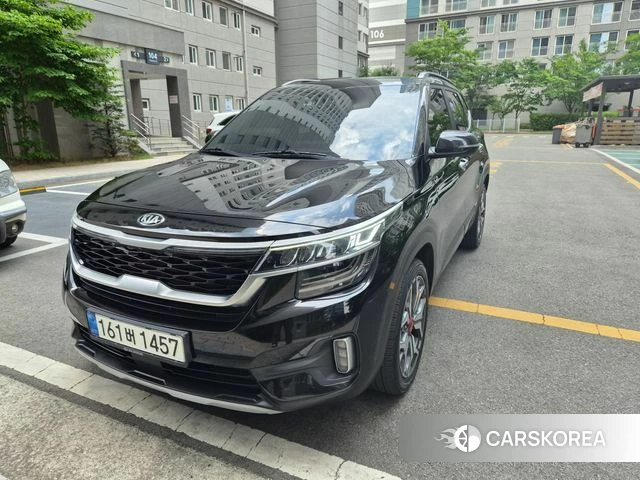 Kia Seltos 2020 Черный из Кореи