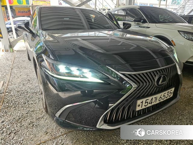 Lexus ES300h 7th generation 2021 Черный из Кореи
