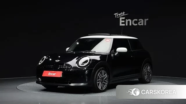 Mini Cooper C 4th generation 2025 Черный из Кореи