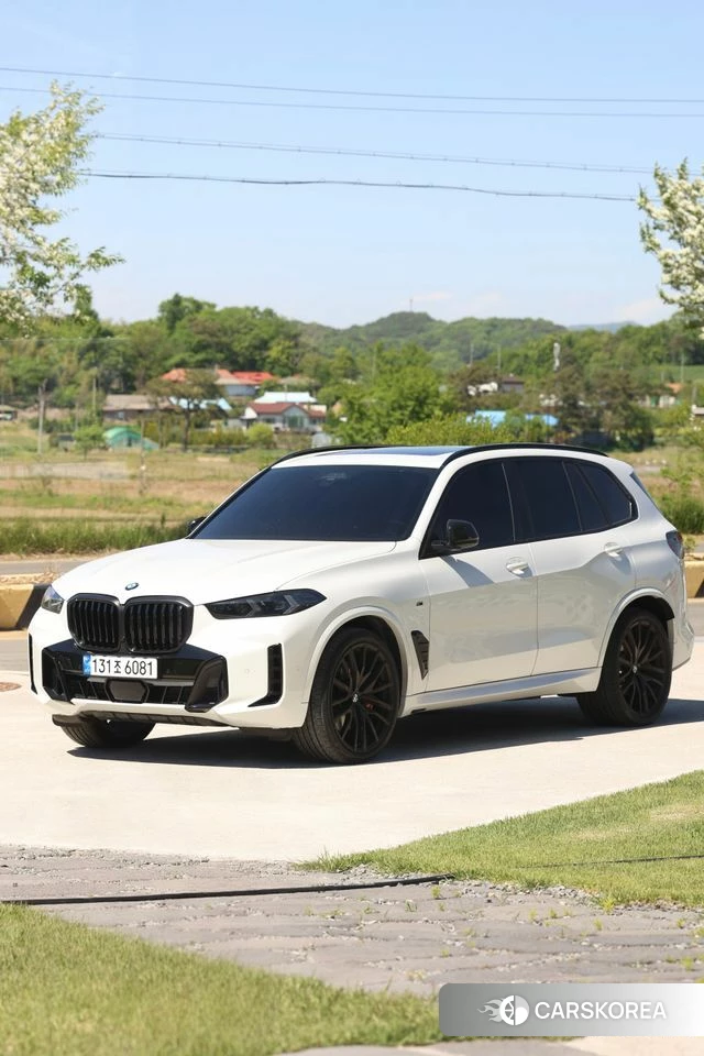 BMW X5 (G05) 2024 Белый из Кореи
