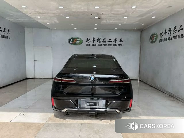 BMW 7 series 2024 Черный из Китая