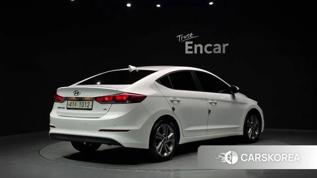 Hyundai Avante AD 2018 Белый из Кореи