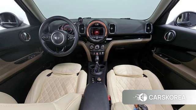 Mini Cooper Countryman 2019 Черный из Кореи