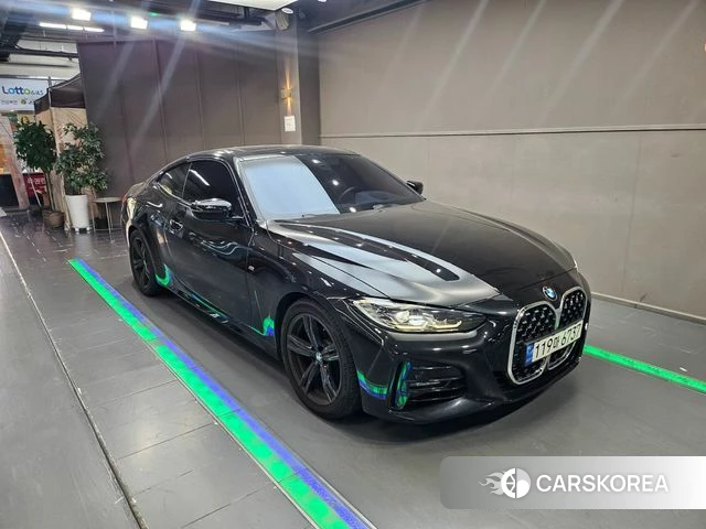 BMW 4 Series (G22) 2021 Черный из Кореи