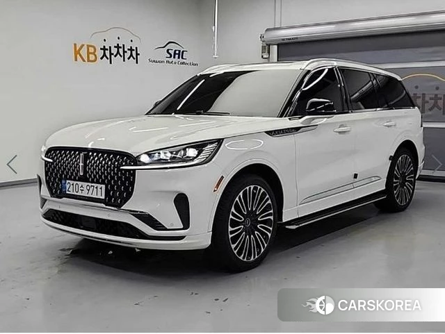 Lincoln Aviator 2nd generation 2025 Белый из Кореи