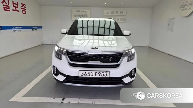 Kia Seltos 2020 Белый из Кореи