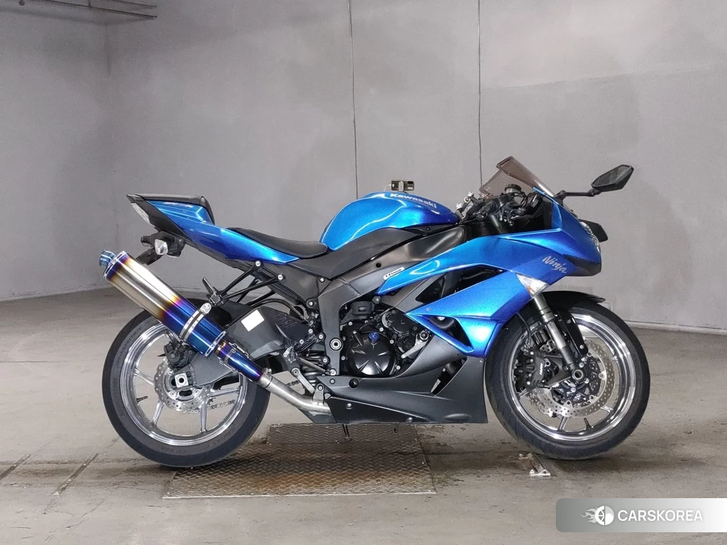 Проданный Kawasaki ZX-6R NINJA 2012 из Японии, фото 2