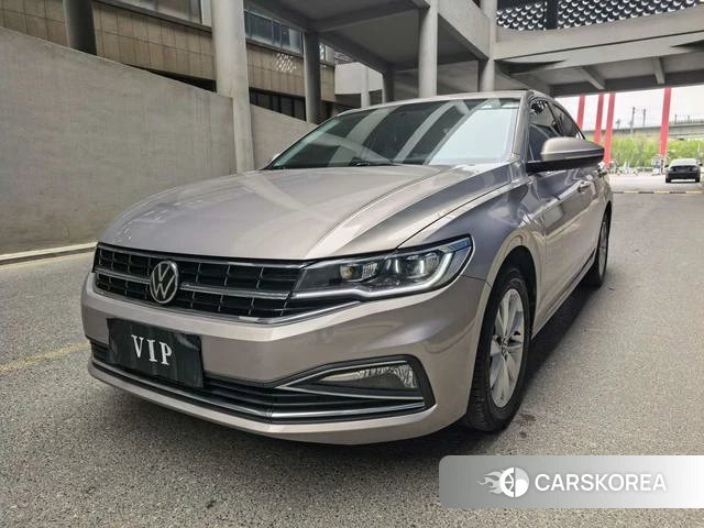 Volkswagen Bora 2021 Шампань из Китая