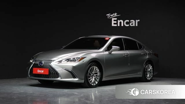 Lexus ES300h 7th generation 2020 Песочный из Кореи