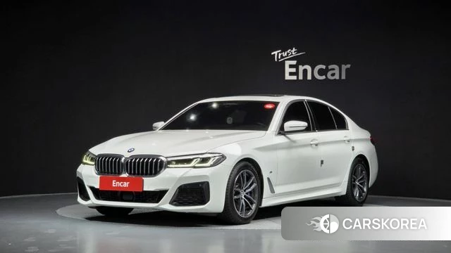 BMW 5 Series (G30) 2022 Белый из Кореи