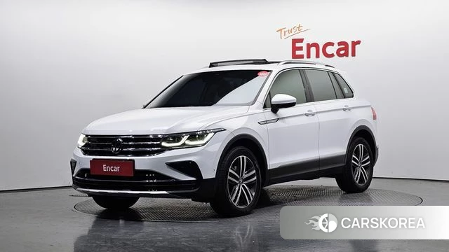 Volkswagen Tiguan second Generation 2022 Белый из Кореи