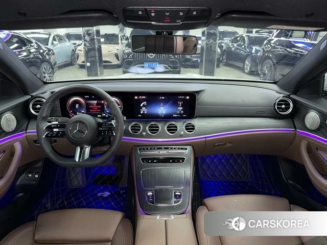 Mercedes-Benz E-class PHEV 2022 Белый из Китая