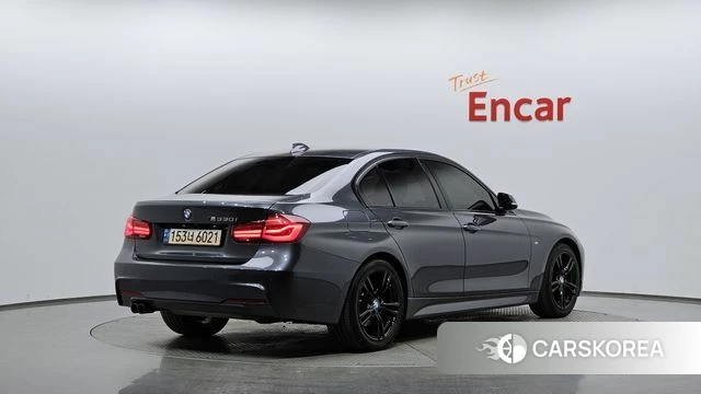 BMW 3 Series (F30) 2018 Серый из Кореи