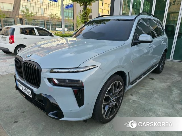BMW X7 (G07) 2025 Серый из Кореи