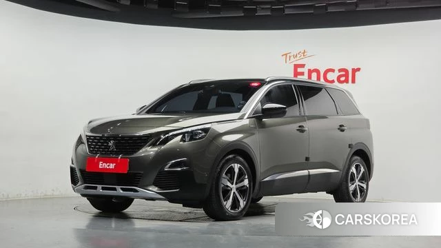 Peugeot 5008 second generation 2018 Песочный из Кореи