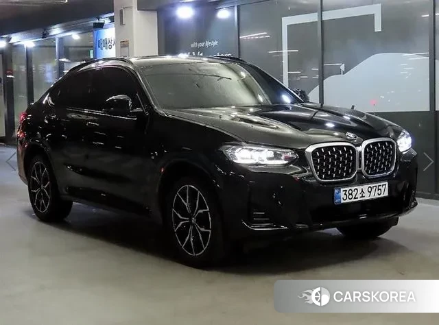 BMW X4 (G02) 2024 Черный из Кореи