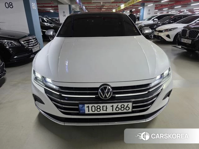 Volkswagen Arteon 2022 Белый из Кореи