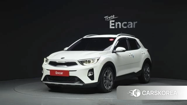 Kia Stonic 2018 Белый из Кореи